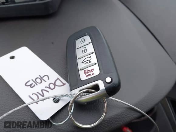 2015 Hyundai Sonata Limited с VIN KMHEC4A47FA129311, выставлен на аукционе IAAI как лот 42063980 с пробегом 68 467 миль миль и . История ставок и продаж доступна на DreamBid. Изображение 11.