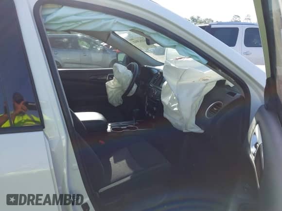 2019 Nissan Pathfinder SV с VIN 5N1DR2MN9KC628340, выставлен на аукционе IAAI как лот 42263841 с пробегом 110 951 миль миль и . История ставок и продаж доступна на DreamBid. Изображение 5.