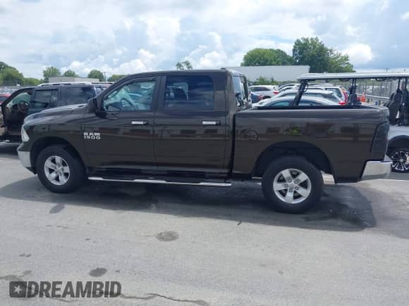 2013 Ram 1500 z VIN 1C6RR7LPXDS578669, wystawiony jako IAAI lot #42997518 z przebiegiem 176 387 mil mil oraz . Historia ofert i sprzedaży dostępna na DreamBid. Obrazek 14.
