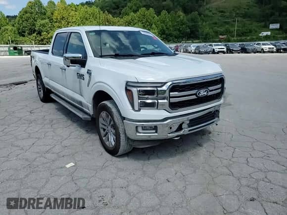 2024 Ford F-150 Lariat с VIN 1FTFW5L56RFB66594, выставлен на аукционе Copart как лот 69544925 с пробегом 21 982 миль миль и Списание • Salvage title. История ставок и продаж доступна на DreamBid. Изображение 13.