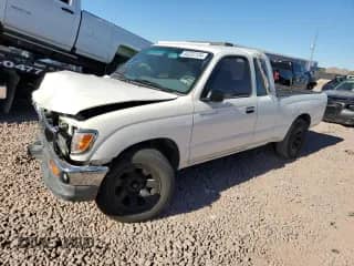 1995 Toyota Tacoma с VIN 4TAVN53F9SZ039328, выставлен на аукционе Copart как лот 84222134 с пробегом 318 259 миль миль и Списание • Salvage title. История ставок и продаж доступна на DreamBid. Изображение 1.