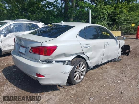 2009 Lexus IS 250 z VIN JTHCK262592029117, wystawiony jako IAAI lot #42598661 z przebiegiem 228 690 mil mil oraz . Historia ofert i sprzedaży dostępna na DreamBid. Obrazek 4.