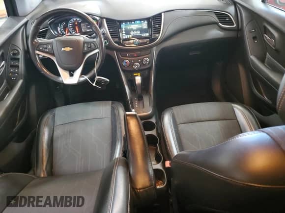 2018 Chevrolet Trax LT с VIN 3GNCJPSB4JL396253, выставлен на аукционе Copart как лот 84551135 с пробегом 179 063 миль миль и Списание • Salvage title. История ставок и продаж доступна на DreamBid. Изображение 8.