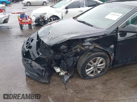 2017 Hyundai Sonata 2.4L с VIN 5NPE24AF8HH554105, выставлен на аукционе IAAI как лот 42440745 с пробегом 140 793 миль миль и . История ставок и продаж доступна на DreamBid. Изображение 17.