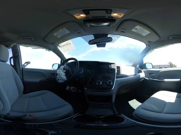 2018 Toyota Sienna LE Auto Access Seat with VIN 5TDKZ3DC3JS908591, listed as a IAAI auction lot 42820838 with 36,738 mi miles and . Bid and sale history available at DreamBid. Image 18.