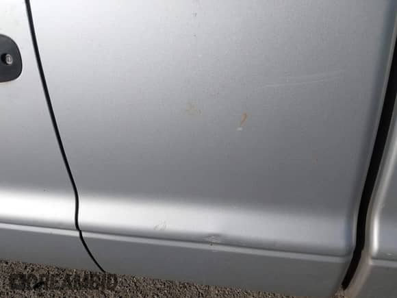 2002 Dodge Dakota z VIN 1B7GL12X42S708569, wystawiony jako IAAI lot #43535850 z przebiegiem 225 885 mil mil oraz . Historia ofert i sprzedaży dostępna na DreamBid. Obrazek 12.