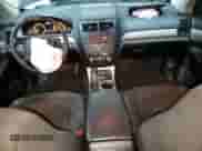 2007 Saturn Outlook XE с VIN 5GZEV13787J123425, выставлен на аукционе Copart как лот 79265124 с пробегом 219 305 миль миль и Чистый • Clean title. История ставок и продаж доступна на DreamBid. Изображение 8.