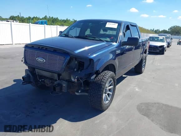 2005 Ford F-150 XLT with VIN 1FTPW14595FB40061, listed as a IAAI auction lot 43472687 with 236,806 mi miles and . Bid and sale history available at DreamBid. Image 2.