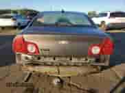 2012 Chevrolet Malibu 1LS z VIN 1G1ZB5E05CF229095, wystawiony jako Copart lot #85526685 z przebiegiem Nie podano mil oraz Czysty tytuł • Clean title. Historia ofert i sprzedaży dostępna na DreamBid. Obrazek 6.