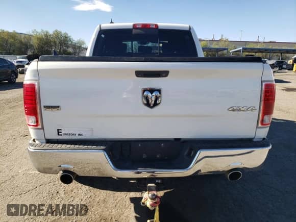 2015 Ram 1500 Laramie z VIN 1C6RR7NT4FS631718, wystawiony jako Copart lot #68492844 z przebiegiem 147 034 mil mil oraz Czysty tytuł • Clean title. Historia ofert i sprzedaży dostępna na DreamBid. Obrazek 6.