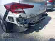 2019 Hyundai Elantra SEL z VIN 5NPD84LF9KH461236, wystawiony jako IAAI lot #42566872 z przebiegiem 96 251 mil mil oraz . Historia ofert i sprzedaży dostępna na DreamBid. Obrazek 6.