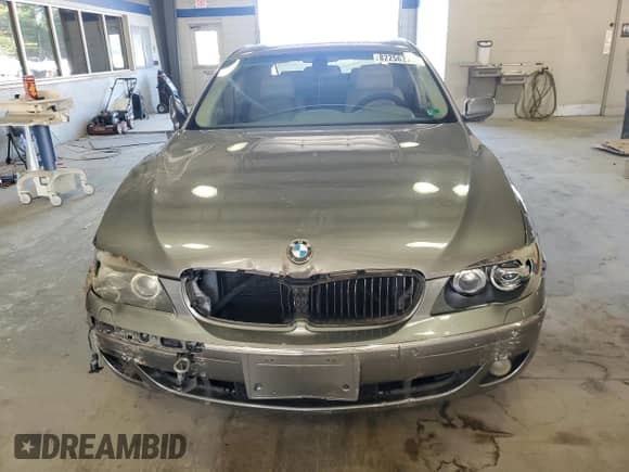 2007 BMW 7 Series 750Li with VIN WBAHN83507DT77146, listed as a Copart auction lot 82256275 with 194,449 mi miles and Salvage title. Bid and sale history available at DreamBid. Image 5.