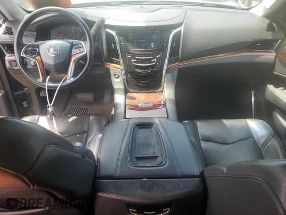 2015 Cadillac Escalade ESV Luxury с VIN 1GYS4HKJ1FR168990, выставлен на аукционе Copart как лот 59574865 с пробегом 164 840 миль миль и Списание • Salvage title. История ставок и продаж доступна на DreamBid. Изображение 8.