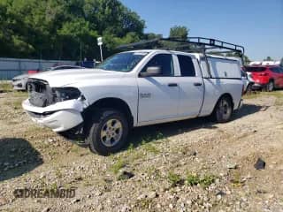 2013 Ram 1500 Tradesman z VIN 1C6RR7FP6DS645313, wystawiony jako Copart lot #57781625 z przebiegiem 299 001 mil mil oraz Szkoda całkowita • Salvage title. Historia ofert i sprzedaży dostępna na DreamBid. Obrazek 1.