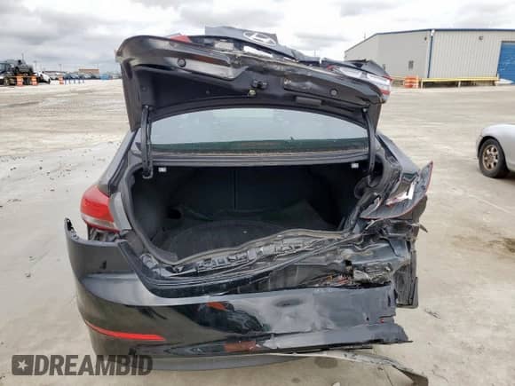 2018 Hyundai Elantra SEL z VIN 5NPD84LF0JH294215, wystawiony jako Copart lot #57284185 z przebiegiem 85 821 mil mil oraz Szkoda całkowita • Salvage title. Historia ofert i sprzedaży dostępna na DreamBid. Obrazek 6.