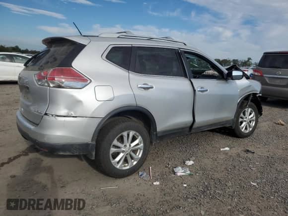 2015 Nissan Rogue SV with VIN 5N1AT2MK5FC895345, listed as a Copart auction lot 85647025 with 113,655 mi miles and Clean title. Bid and sale history available at DreamBid. Image 3.