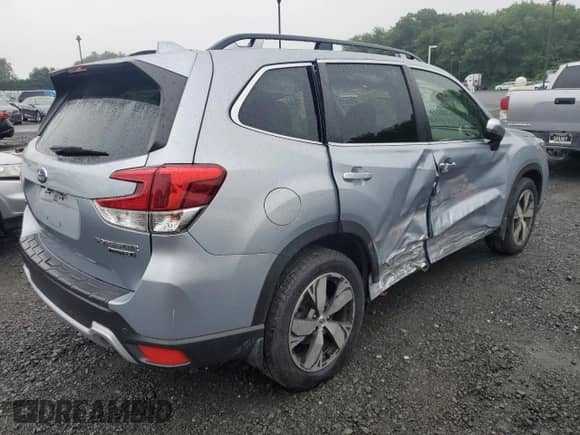 2020 Subaru Forester Touring with VIN JF2SKAXC3LH511881, listed as a Copart auction lot 66327204 with 24,355 mi miles and Non repairable. Bid and sale history available at DreamBid. Image 3.