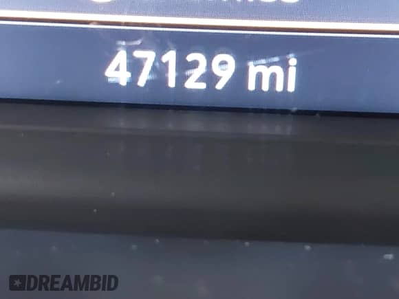 2020 Chevrolet Silverado 1500 RST with VIN 1GCUYEED6LZ132375, listed as a IAAI auction lot 43535705 with 47,129 mi miles and . Bid and sale history available at DreamBid. Image 15.