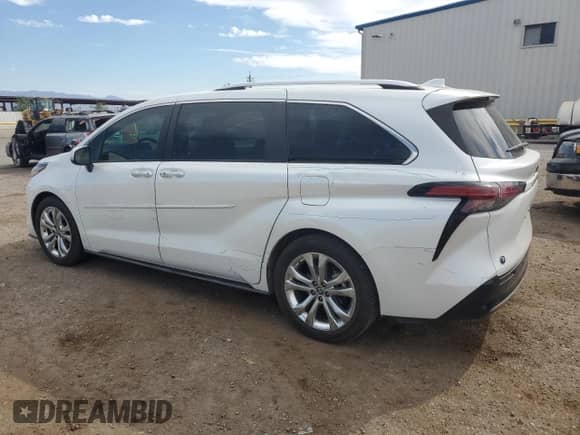 2022 Toyota Sienna Platinum с VIN 5TDERKEC1NS116533, выставлен на аукционе Copart как лот 70362315 с пробегом 85 860 миль миль и Списание • Salvage title. История ставок и продаж доступна на DreamBid. Изображение 2.