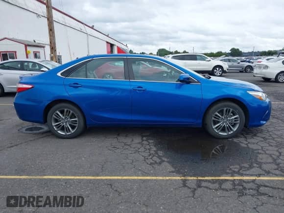 2017 Toyota Camry XLE with VIN 4T1BF1FKXHU694654, listed as a IAAI auction lot 42927658 with 29,020 mi miles and . Bid and sale history available at DreamBid. Image 14.