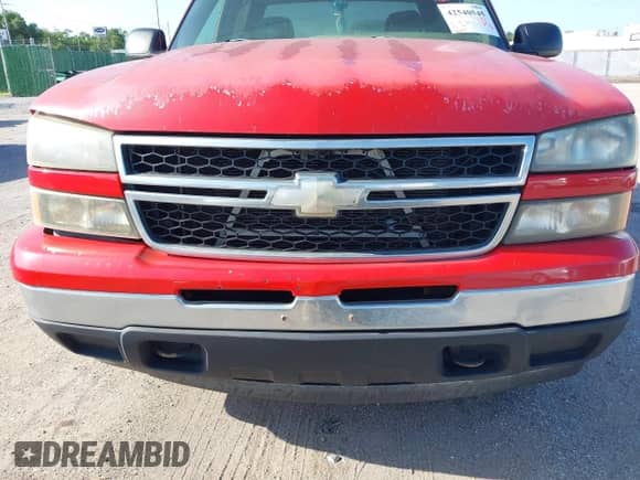 2007 Chevrolet Silverado 1500 LS с VIN 2GCEK13V671100471, выставлен на аукционе IAAI как лот 42540545 с пробегом Не указан миль и . История ставок и продаж доступна на DreamBid. Изображение 6.