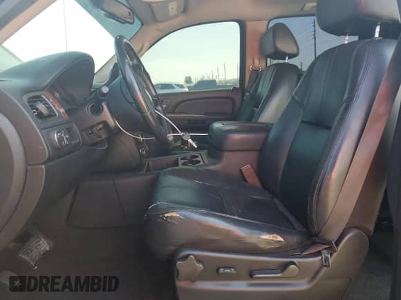 2008 Chevrolet Avalanche 2LT with VIN 3GNEC12078G112860, listed as a Copart auction lot 49469335 with 181,485 mi miles and Salvage title. Bid and sale history available at DreamBid. Image 7.