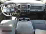 2013 Ram 1500 Tradesman z VIN 1C6RR6FT8DS594730, wystawiony jako Copart lot #55166395 z przebiegiem 135 375 mil mil oraz Szkoda całkowita • Salvage title. Historia ofert i sprzedaży dostępna na DreamBid. Obrazek 8.