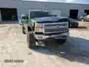 2015 Chevrolet Silverado 1500 LTZ z VIN 3GCUKSEC1FG173590, wystawiony jako Copart lot #79028274 z przebiegiem 197 431 mil mil oraz Szkoda całkowita • Salvage title. Historia ofert i sprzedaży dostępna na DreamBid. Obrazek 10.