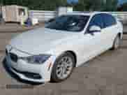 2018 BMW 3 Series 320i xDrive с VIN WBA8E5G52JNU47448, выставлен на аукционе IAAI как лот 43154523 с пробегом 103 558 миль миль и . История ставок и продаж доступна на DreamBid. Изображение 2.