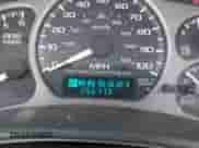 2002 Chevrolet Tahoe Z71 z VIN 1GNEK13T22R314086, wystawiony jako IAAI lot #42559524 z przebiegiem 256 113 mil mil oraz . Historia ofert i sprzedaży dostępna na DreamBid. Obrazek 16.