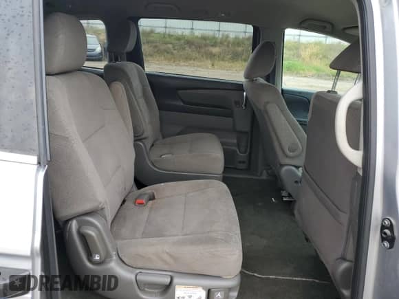 2016 Honda Odyssey LX with VIN 5FNRL5H26GB103453, listed as a Copart auction lot 86080625 with 97,833 mi miles and Salvage title. Bid and sale history available at DreamBid. Image 11.