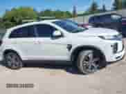 2021 Mitsubishi Outlander ES z VIN JA4ARUAU7MU003537, wystawiony jako IAAI lot #43092424 z przebiegiem 49 791 mil mil oraz . Historia ofert i sprzedaży dostępna na DreamBid. Obrazek 13.