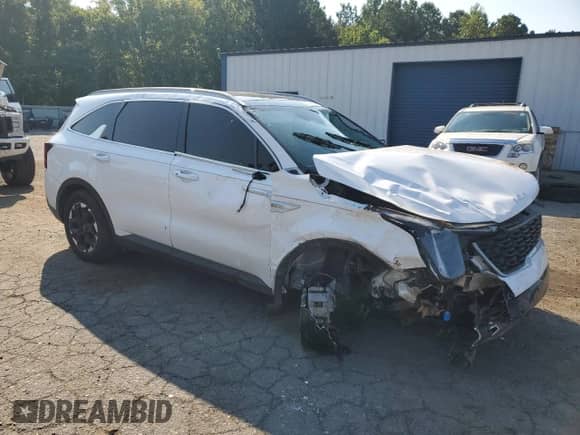 2025 Kia Sorento S с VIN 5XYRL4JC2SG364948, выставлен на аукционе Copart как лот 67294145 с пробегом 10 973 миль миль и Списание • Salvage title. История ставок и продаж доступна на DreamBid. Изображение 4.