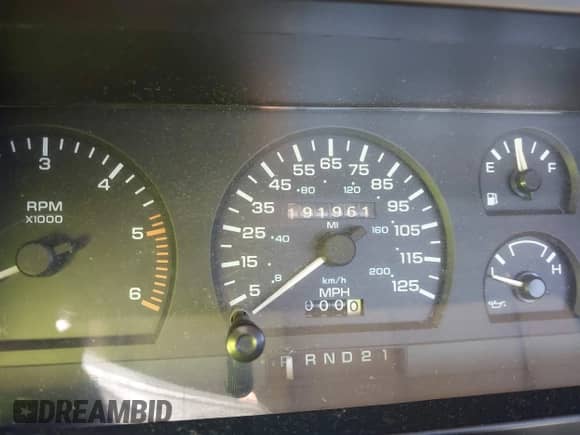 1992 Dodge Dakota SLT z VIN 1B7FL26X9NS643377, wystawiony jako IAAI lot #42844829 z przebiegiem 191 961 mil mil oraz . Historia ofert i sprzedaży dostępna na DreamBid. Obrazek 7.