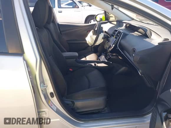 2020 Toyota Prius L Eco with VIN JTDKARFU2L3118901, listed as a IAAI auction lot 43373660 with 147,420 mi miles and . Bid and sale history available at DreamBid. Image 5.