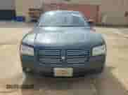2008 Dodge Magnum SXT with VIN 2D4FV37V68H238959, listed as a Copart auction lot 69084055 with 144,131 mi miles and Salvage title. Bid and sale history available at DreamBid. Image 5.