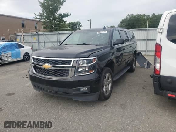 2019 Chevrolet Suburban LT с VIN 1GNSKHKC3KR101791, выставлен на аукционе Copart как лот 80433495 с пробегом 70 145 миль миль и Чистый • Clean title. История ставок и продаж доступна на DreamBid. Изображение 1.