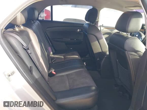 2009 Chevrolet Malibu 2LT z VIN 1G1ZJ577X9F195239, wystawiony jako IAAI lot #42823825 z przebiegiem 159 460 mil mil oraz . Historia ofert i sprzedaży dostępna na DreamBid. Obrazek 8.