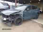 2022 Mazda CX-5 S Preferred z VIN JM3KFBCMXN0548510, wystawiony jako IAAI lot #42006919 z przebiegiem 36 893 mil mil oraz . Historia ofert i sprzedaży dostępna na DreamBid. Obrazek 18.