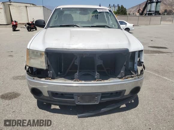 2007 GMC Sierra 1500 SLE1 with VIN 2GTEC19C271605281, listed as a Copart auction lot 63796285 with 114,415 mi miles and Salvage title. Bid and sale history available at DreamBid. Image 5.
