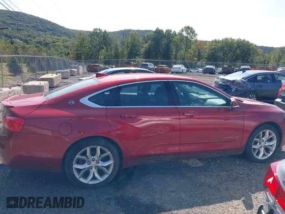 2015 Chevrolet Impala LT с VIN 2G1115SL0F9138408, выставлен на аукционе IAAI как лот 43191349 с пробегом 261 661 миль миль и . История ставок и продаж доступна на DreamBid. Изображение 13.