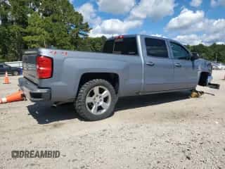2016 Chevrolet Silverado 1500 LT z VIN 1GCUKRECXGF183627, wystawiony jako Copart lot #81442205 z przebiegiem 110 895 mil mil oraz Szkoda całkowita • Salvage title. Historia ofert i sprzedaży dostępna na DreamBid. Obrazek 3.