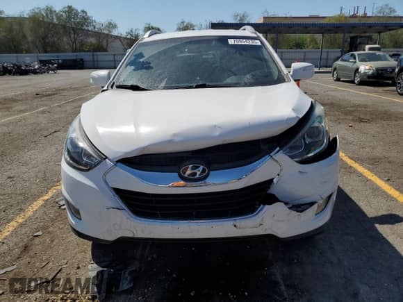 2015 Hyundai Tucson Limited z VIN KM8JU3AG6FU988405, wystawiony jako Copart lot #70954235 z przebiegiem 72 390 mil mil oraz Szkoda całkowita • Salvage title. Historia ofert i sprzedaży dostępna na DreamBid. Obrazek 5.