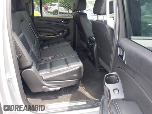 2018 Chevrolet Suburban LT с VIN 1GNSCHKC8JR349384, выставлен на аукционе IAAI как лот 42378309 с пробегом 129 848 миль миль и . История ставок и продаж доступна на DreamBid. Изображение 8.