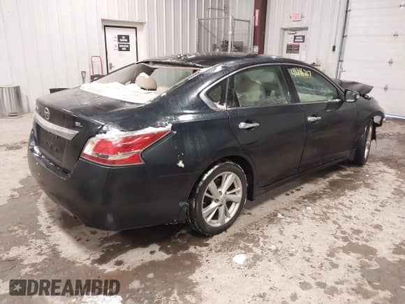 2015 Nissan Altima S z VIN 1N4AL3APXFC433590, wystawiony jako IAAI lot #41613470 z przebiegiem 62 395 mil mil oraz . Historia ofert i sprzedaży dostępna na DreamBid. Obrazek 4.