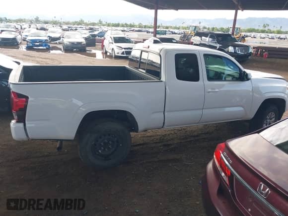 2020 Toyota Tacoma SR with VIN 5TFRX5GN8LX172046, listed as a IAAI auction lot 43432624 with 117,865 mi miles and . Bid and sale history available at DreamBid. Image 14.
