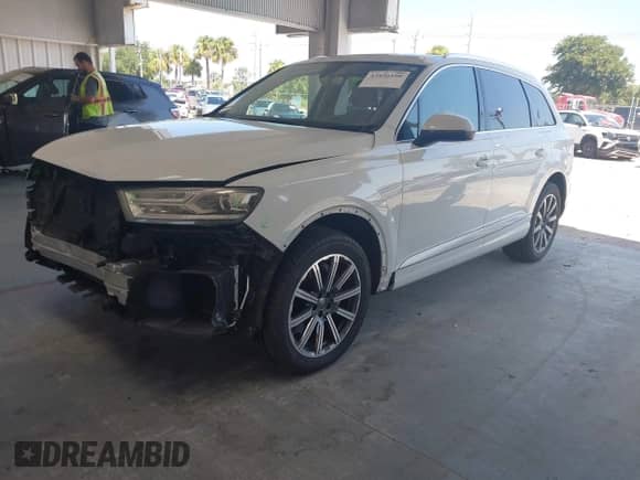 2017 Audi Q7 Premium Plus with VIN WA1LAAF7XHD012224, listed as a IAAI auction lot 42856190 with 130,807 mi miles and . Bid and sale history available at DreamBid. Image 18.