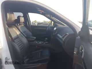 2020 Jeep Grand Cherokee Limited X с VIN 1C4RJFBG3LC159406, выставлен на аукционе IAAI как лот 43206876 с пробегом 78 531 миль миль и . История ставок и продаж доступна на DreamBid. Изображение 5.