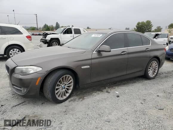 2012 BMW 5 Series 535i с VIN WBAFR7C53CC809251, выставлен на аукционе Copart как лот 71557635 с пробегом 164 308 миль миль и Чистый • Clean title. История ставок и продаж доступна на DreamBid. Изображение 1.