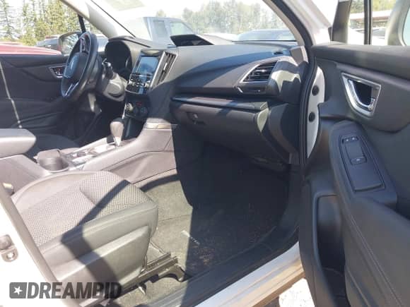 2024 Subaru Forester Premium z VIN JF2SKACC7RH419672, wystawiony jako IAAI lot #43147708 z przebiegiem 38 286 mil mil oraz . Historia ofert i sprzedaży dostępna na DreamBid. Obrazek 5.